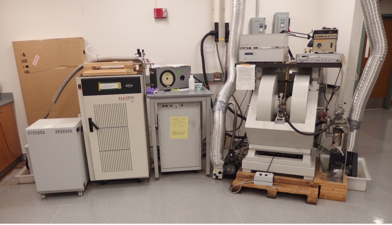 Bruker Elexsys continuous wave E500 low temperature Electron Paramagnetic Resonance Spectrometer