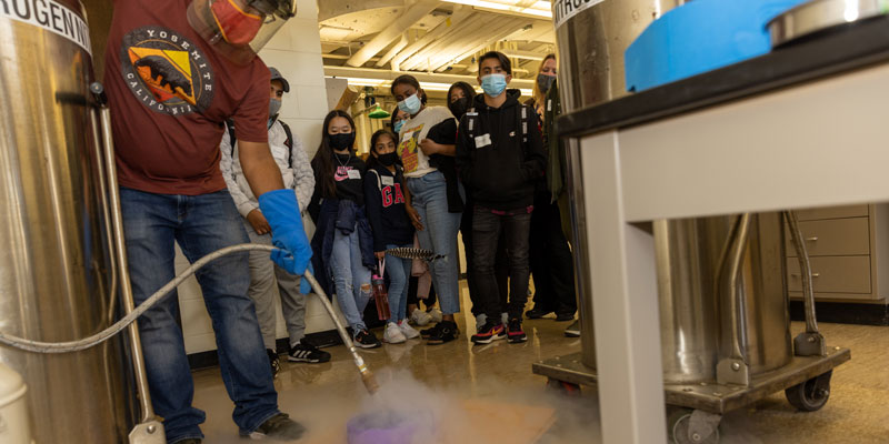 Liquid nitrogen fun during a GRASP visit with middle school students (Nov 2021)