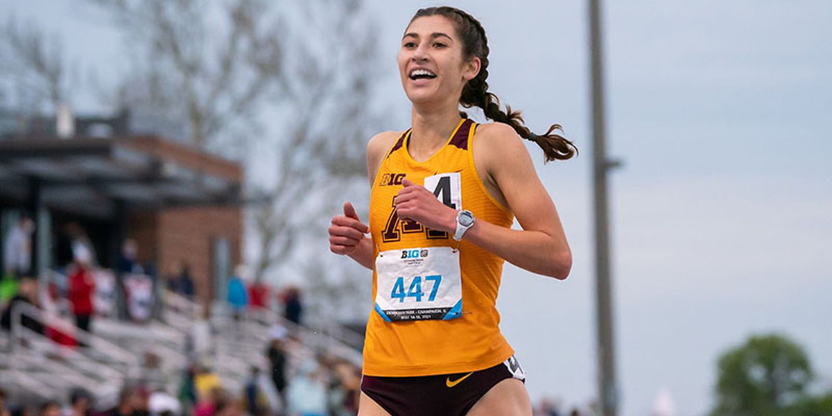 Abigail Kohut-Jackson competing outside in track and field running